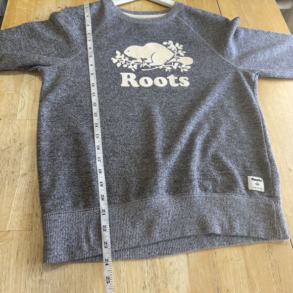 Roots Canada Gray Crewneck Sweatshirt Beaver Cozy Beachy Comfortable Small - Picture 10 of 12